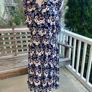 Brand New Loft Floral Navy Dress | Size L women’s